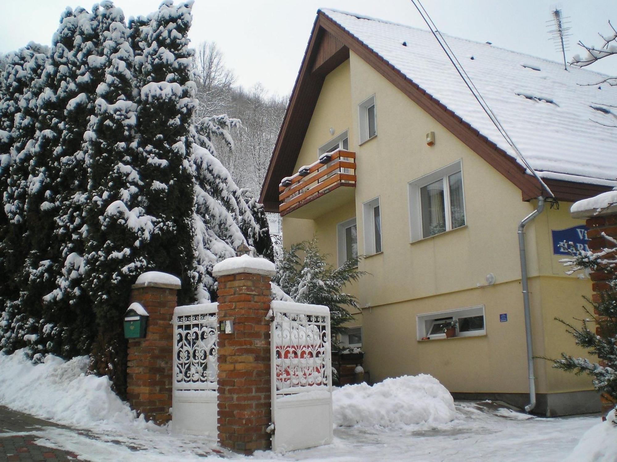 Villa Harmonia Panzio Вишеград Экстерьер фото
